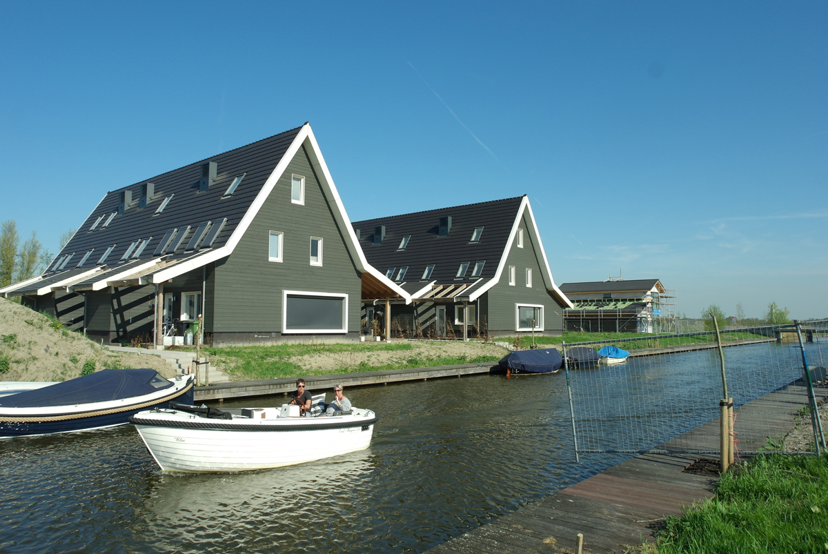 heating service 12 woningen Nieuwkoop gasloos met Daikin Warmtepompen